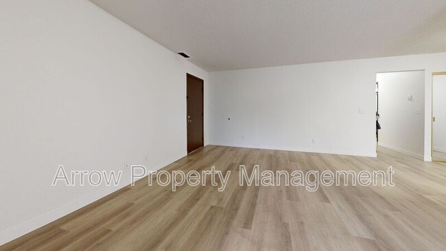 Building Photo - 201 E Arbor Ave