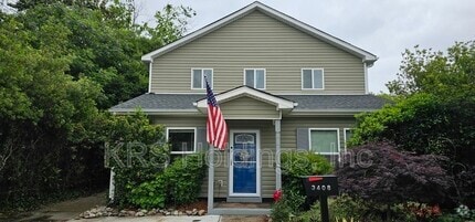 Building Photo - 3408 Peronne Ave