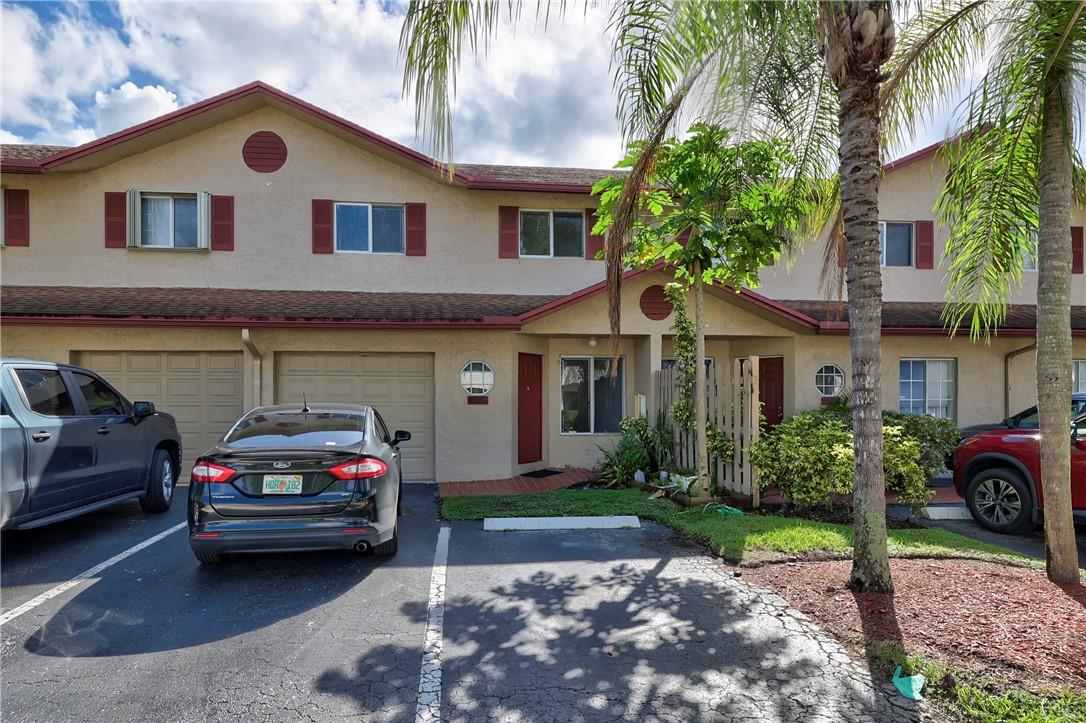 9767 NW 37th St, Sunrise, FL 33351 Townhome Rentals in Sunrise FL