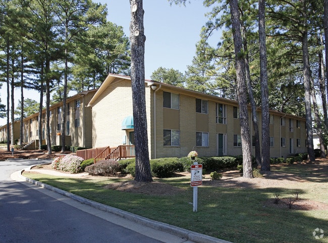 Building Photo - Harmony Grove Apartments