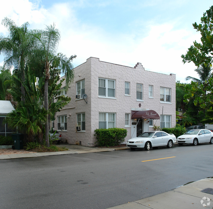 Foto del edificio - Colee Hammock Apartments