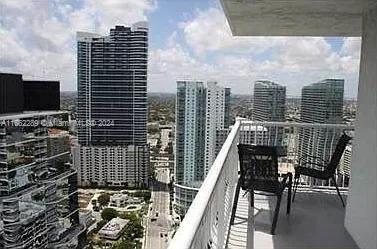 Foto del edificio - 1200 Brickell Bay Dr