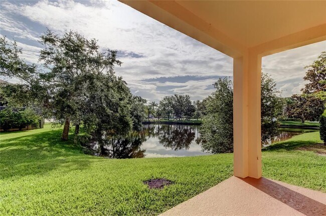 Foto del edificio - 1531 Ember Ln