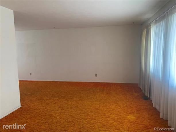 Foto del edificio - 4 br, 1 bath House - 16993 E Bethany Place