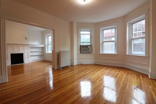 Foto del edificio - 130 Pleasant St