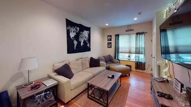Photo - 1805 Carpenter St Apartment