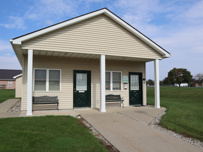 Building Photo - Meadows Apartments