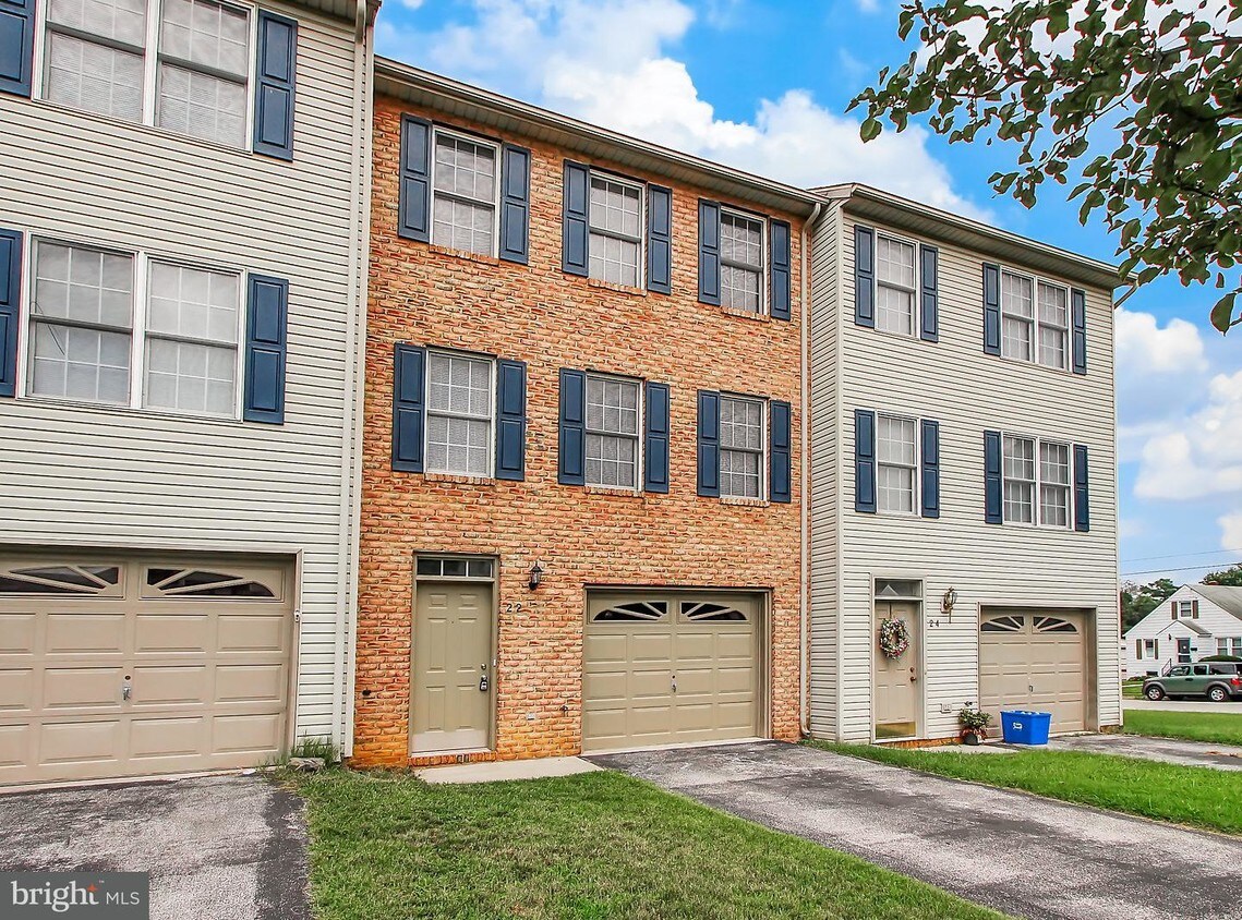25 Grace Ave, Hanover, PA 17331 Townhome Rentals in Hanover PA