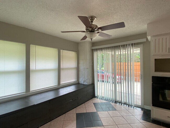 Foto del edificio - 3 bedroom in Sand Springs!!
