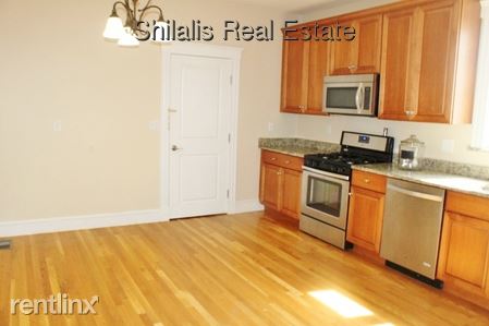 Foto del edificio - 38 Melendy Ave