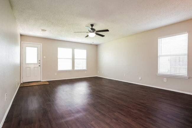 Building Photo - 8413 Canvasback Ln