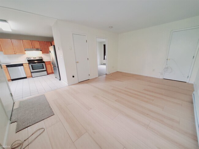 Foto del edificio - 1 br, 1 bath Condo - 100 Myrtle Ave Unit D
