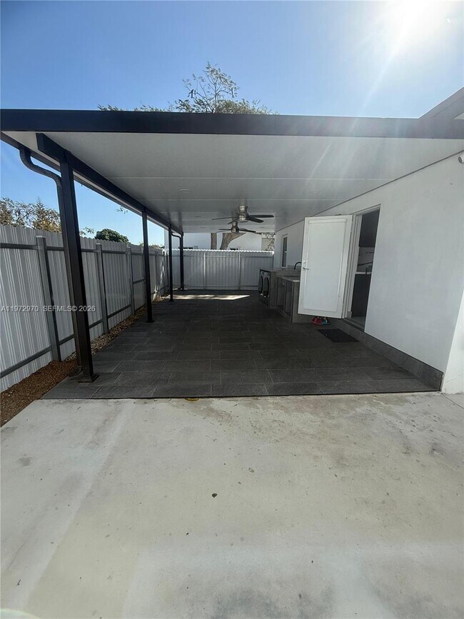 Foto del edificio - 12223 SW 219th St