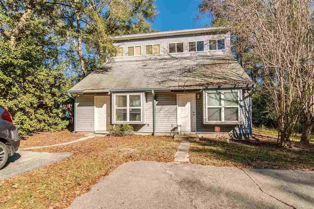Foto principal - 1813 Seay Ct