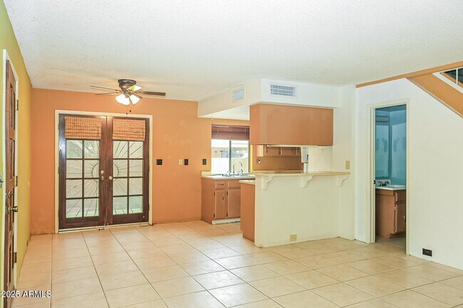 Foto del edificio - 10407 N 11th Pl