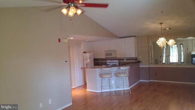 Building Photo - 13401 Fountain Club Dr
