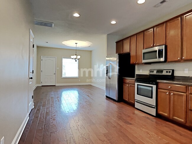 Foto del edificio - 7217 Deer Springs Way