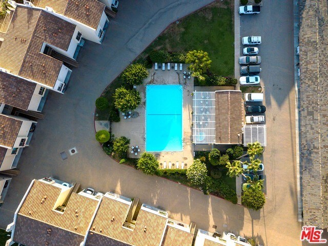 Foto del edificio - 23924 De Ville Way