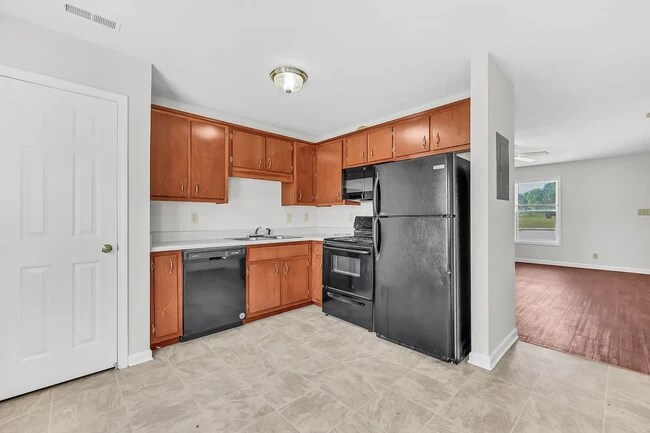 Foto del edificio - 500 Patriot Park Ct