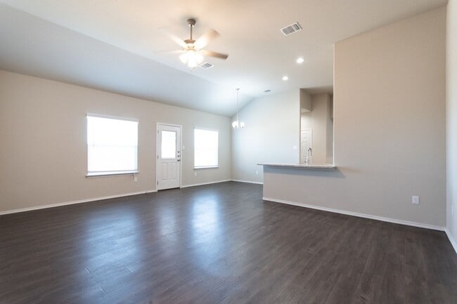 Building Photo - 622 Ashers Pl