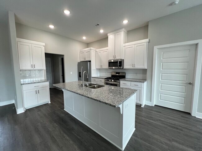 Foto del edificio - 6051 W Mecklin St