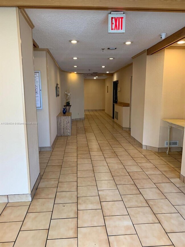 20850 San Simeon Way Unit 2035, Miami, FL 33179 Condo for Rent in