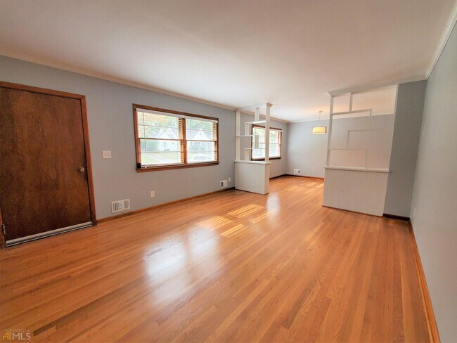 Foto del edificio - 1340 Milton Pl SE