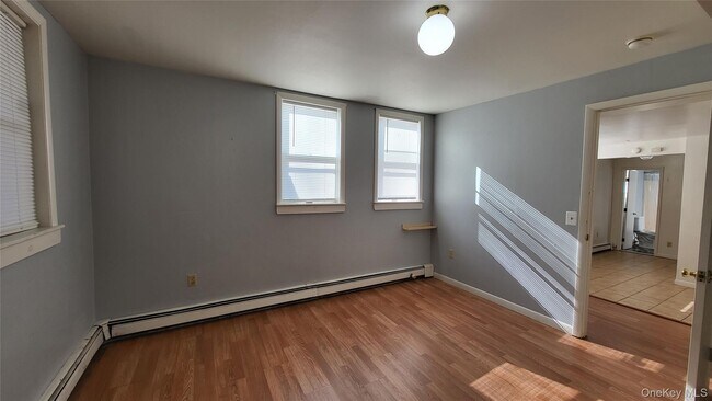 Foto del edificio - 139 Rombout Ave