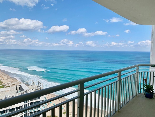 Foto del edificio - 3000 N Ocean Dr