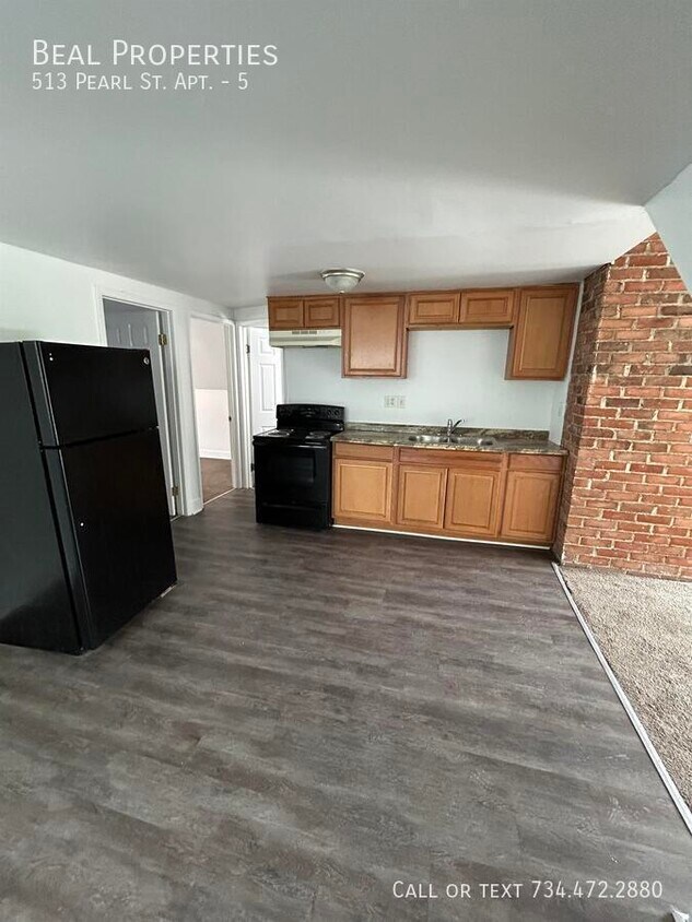 513 Pearl St Unit 5, Ypsilanti, MI 48197 - Room for Rent in
