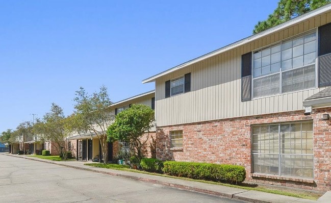 Building Photo - Hidden Pointe Apartments