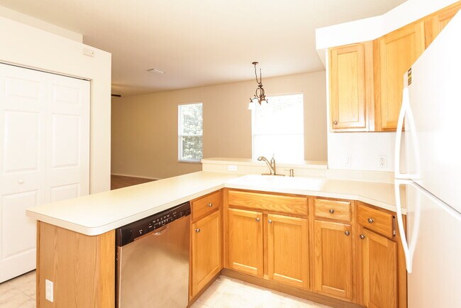 Foto del edificio - 12262 Hollybush Terrace