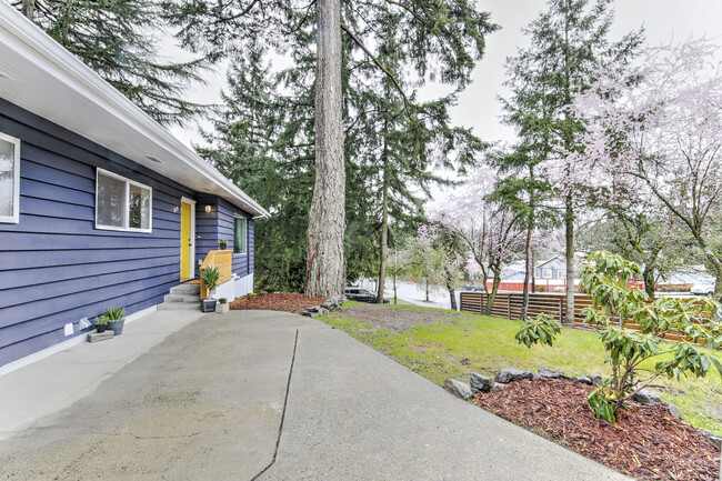 Building Photo - 3834 S 19th St