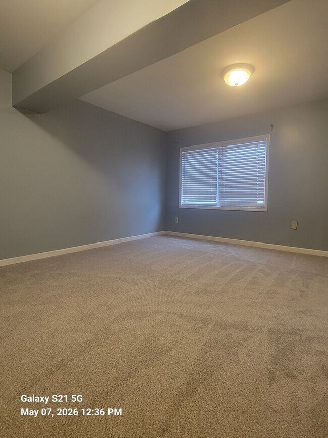 Foto del edificio - 4 bedroom 3.5 bathrooms townhouse in Kempsville.