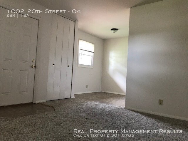 Building Photo - First Floor Apartment