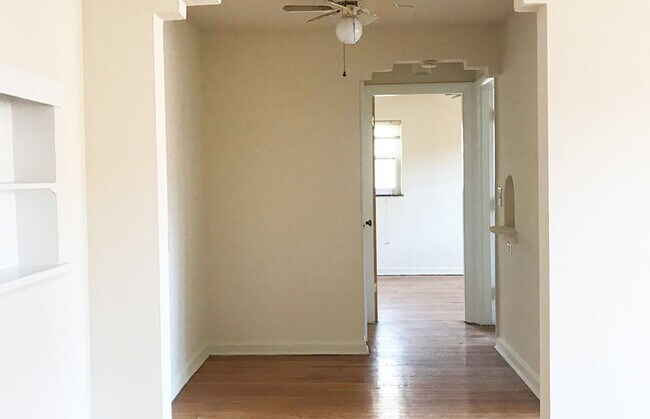 Foto del edificio - 950 Ludlow Ave