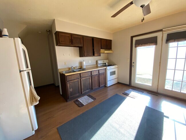 Foto del edificio - 3555 W 30th St