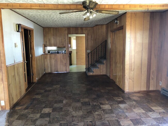 Building Photo - 3 br, 3 bath House - 202 S B St