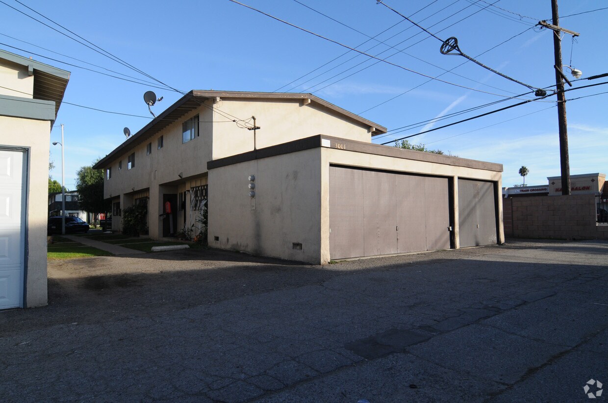 Building Photo - 3001 Filmore Way