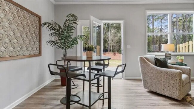 Building Photo - 72 Hughes Pl Dr