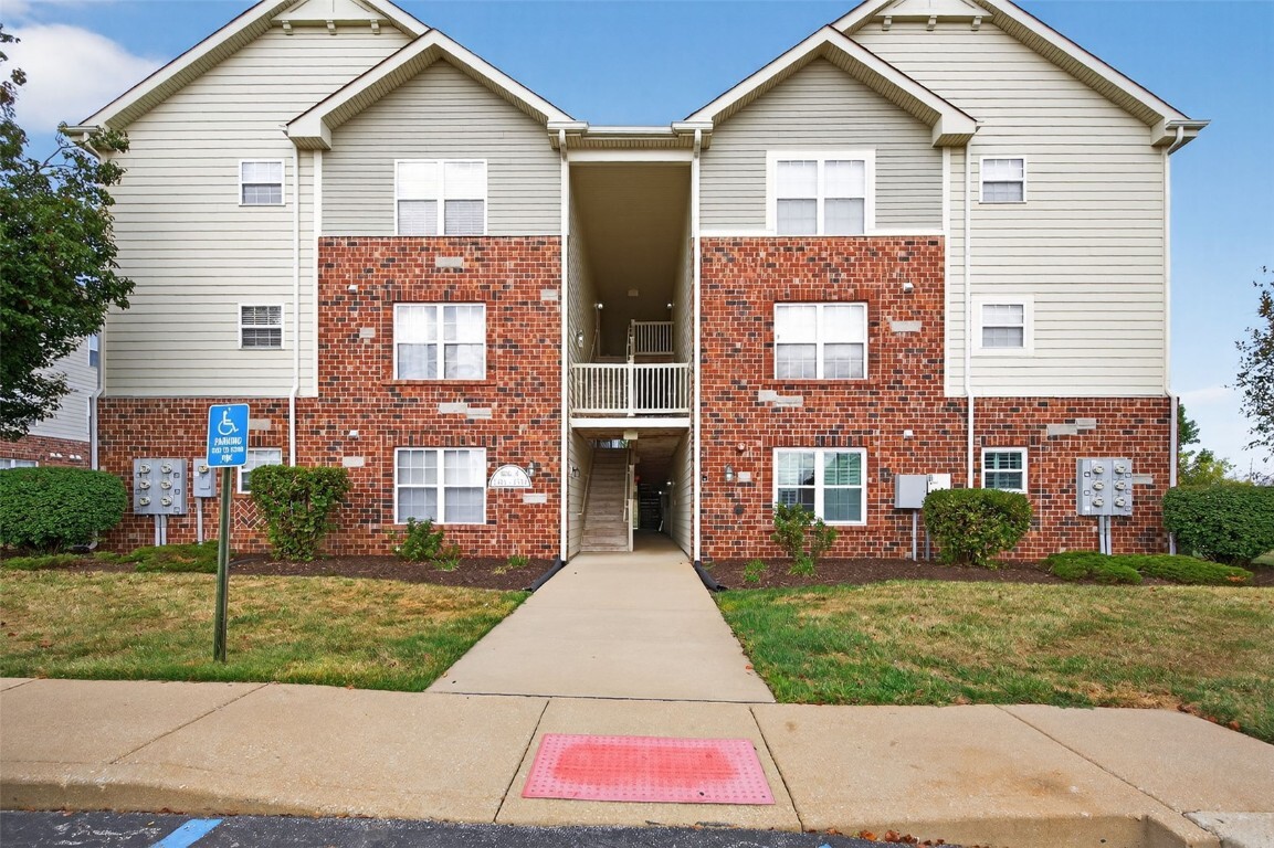 Primary Photo - 1313 Piedmont Cir