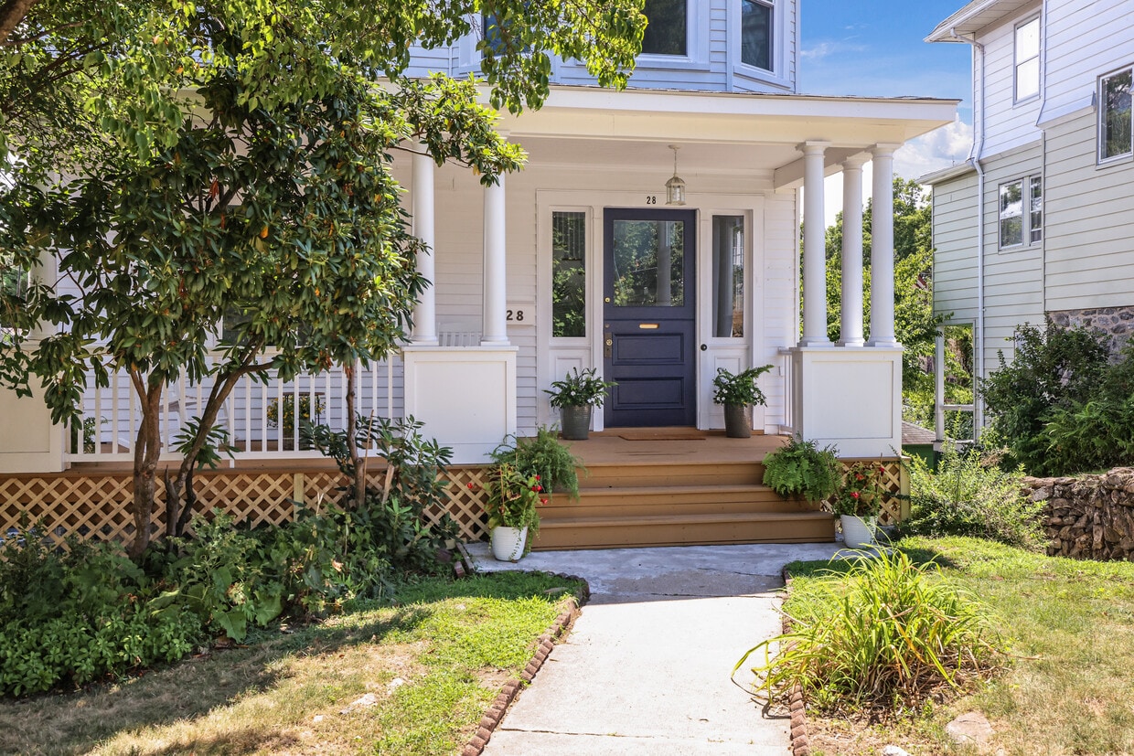 28 Summer St, Port Chester, NY 10573 House Rental in Port Chester, NY