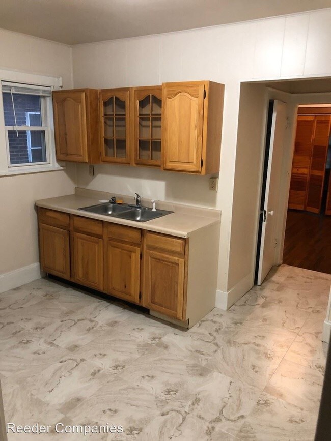Building Photo - 2 br, 1 bath Apartment - 4735 Towle