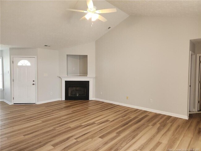 Building Photo - 2527 Cameron Woods Ln