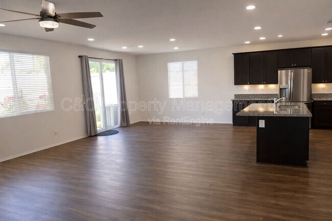 Building Photo - 620 Brittania Rd