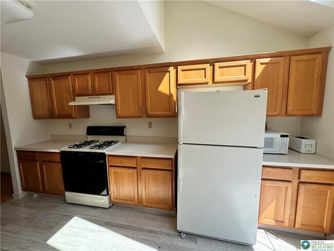 Foto del edificio - 4142 Huckleberry Dr