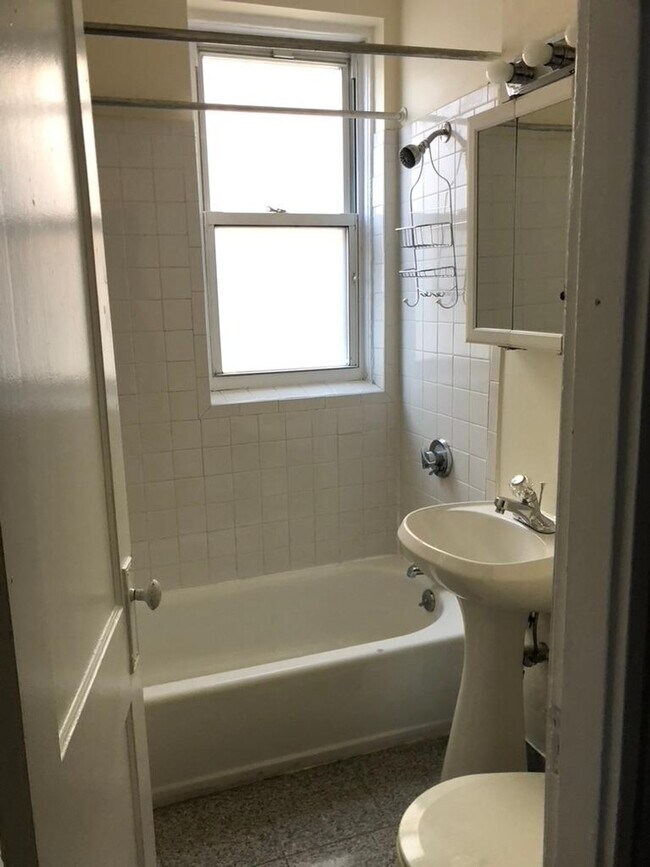 Foto del edificio - 109 Chiswick Rd