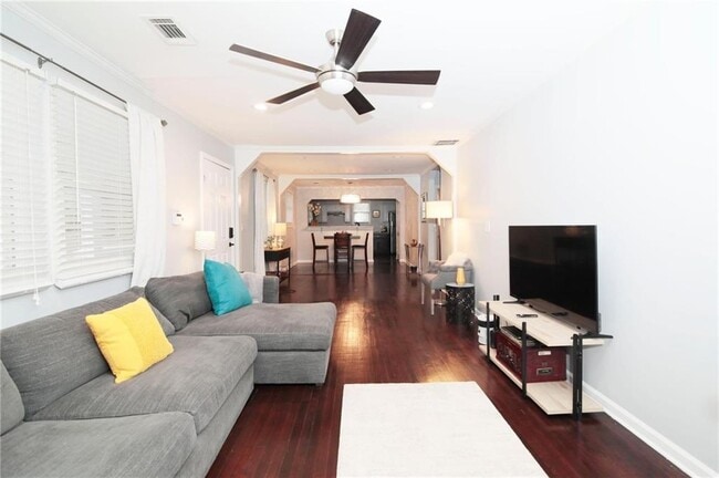 Building Photo - 531 Allendale Dr