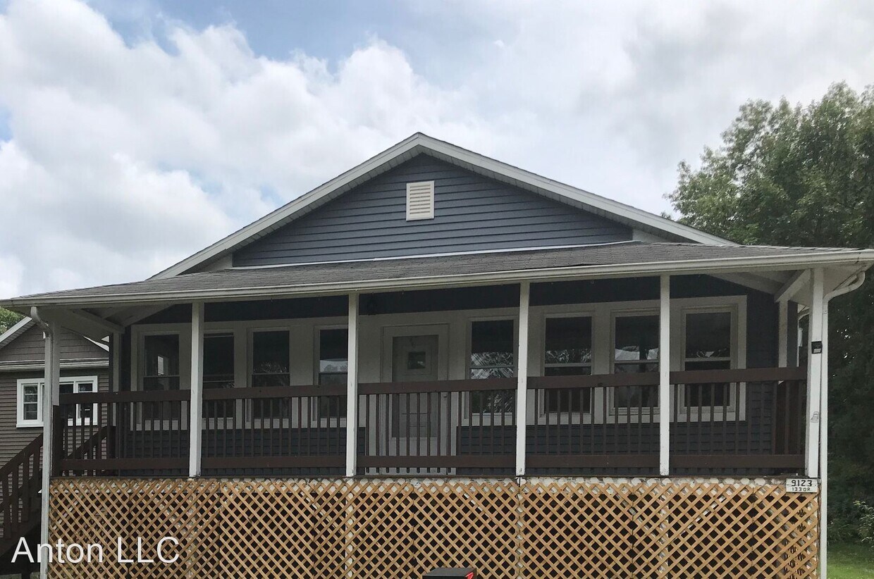 9123 W 133rd Dr, Cedar Lake, IN 46303 House Rental in Cedar Lake, IN