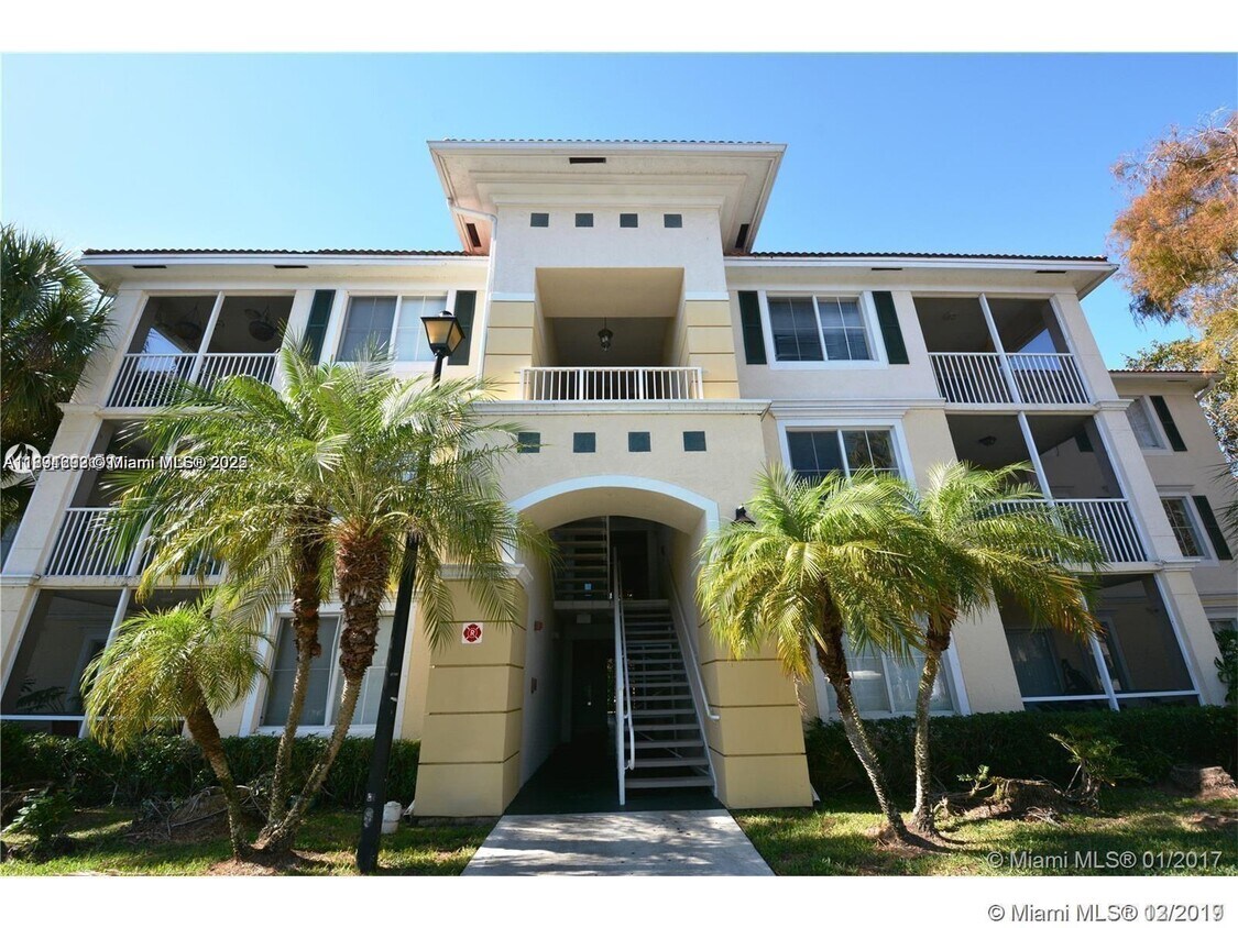 Foto principal - 11715 W Atlantic Blvd